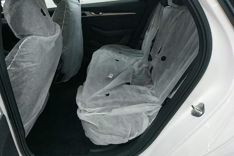 Used Geely Auto Preface 2026 Model Oriental Yao 1.5TD Fuyao Edition Left Rear Seat