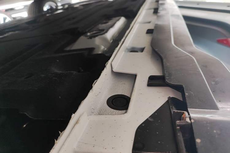 Used Geely Auto Preface 2026 Model Oriental Yao 1.5TD Kunlun Edition Left Side Sill