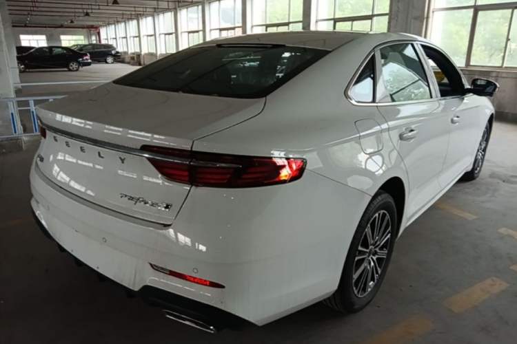 Used Geely Auto Preface 2026 Model Oriental Yao 1.5TD Fuyao Edition Rear Right 45 Deg