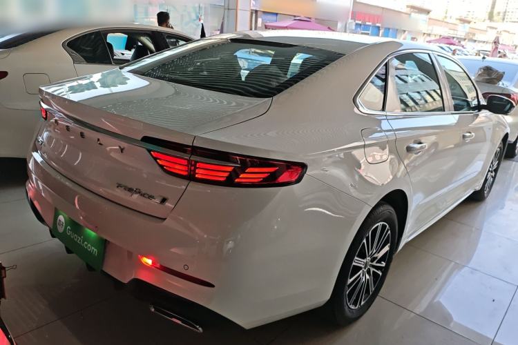 Used Geely Auto Preface 2026 Model Oriental Yao 1.5TD Fuyao Edition Rear Right 45 Deg