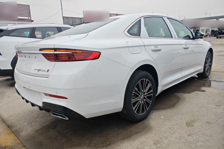 Used Geely Auto Preface 2026 Model Oriental Yao 1.5TD Fuyao Edition Rear Right 45 Deg