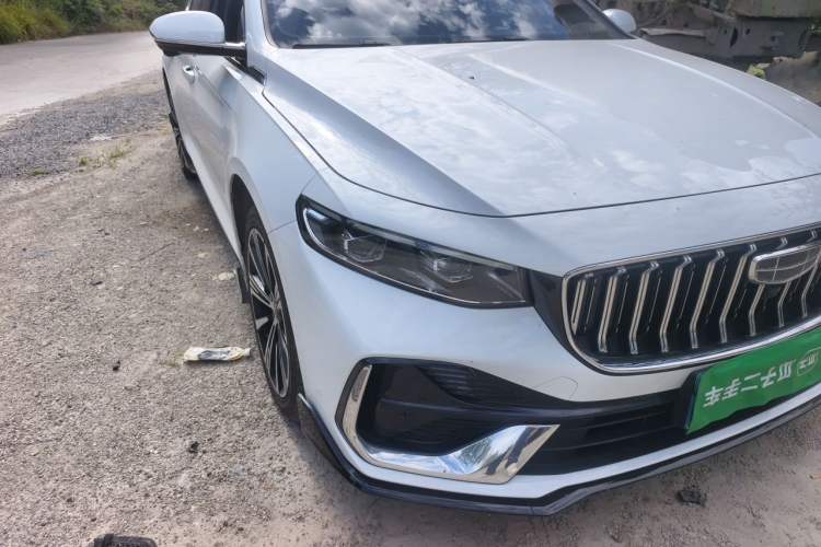 Used Geely Auto Preface 2026 Model Oriental Yao 2.0TD Xiaohan Edition Right Front Headlight
