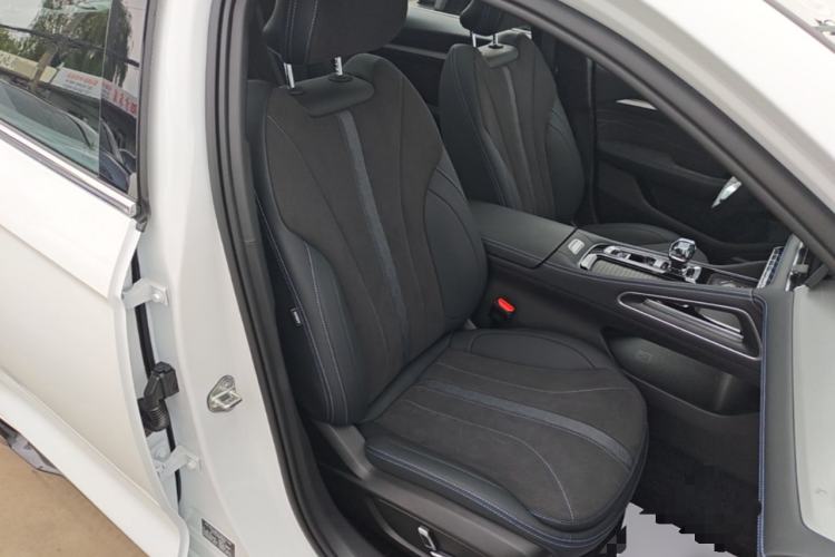 Used Geely Auto Preface 2026 Model Oriental Yao 2.0TD Xiaohan Edition Right Front Seat