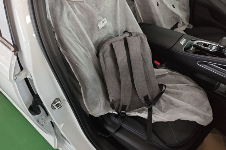 Used Geely Auto Preface 2026 Model Oriental Yao 1.5TD Fuyao Edition Right Front Seat