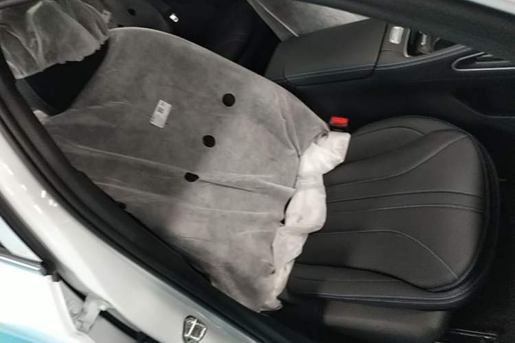Used Geely Auto Preface 2026 Model Oriental Yao 1.5TD Fuyao Edition Right Front Seat