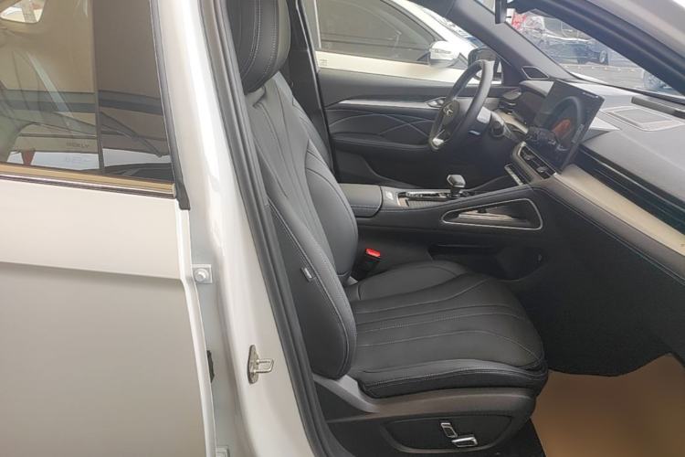 Used Geely Auto Preface 2026 Model Oriental Yao 1.5TD Kunlun Edition Right Front Seat