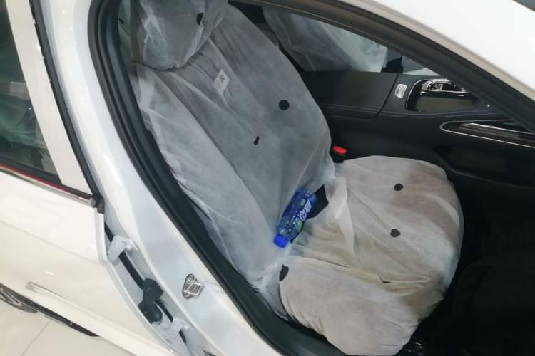 Used Geely Auto Preface 2026 Model Oriental Yao 1.5TD Kunlun Edition Right Front Seat