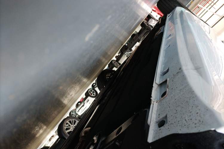 Used Geely Auto Preface 2026 Model Oriental Yao 1.5TD Fuyao Edition Right Side Sill