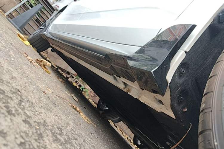 Used Geely Auto Preface 2026 Model Oriental Yao 1.5TD Kunlun Edition Right Side Sill