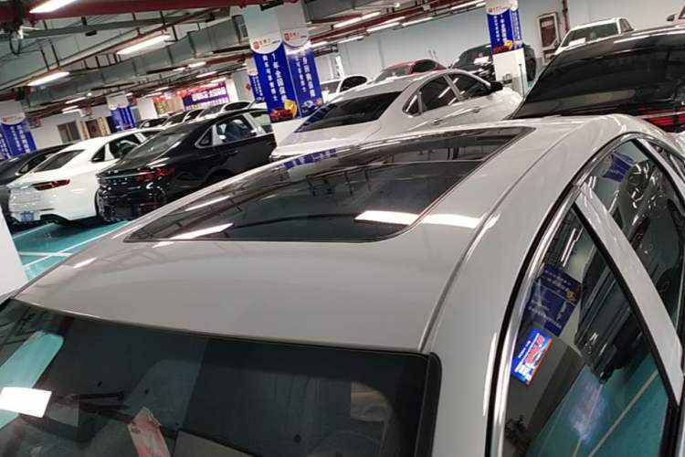 Used Geely Auto Preface 2026 Model Oriental Yao 1.5TD Fuyao Edition Roof