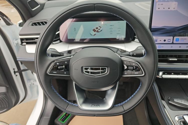 Used Geely Auto Preface 2026 Model Oriental Yao 2.0TD Xiaohan Edition Steering Wheel