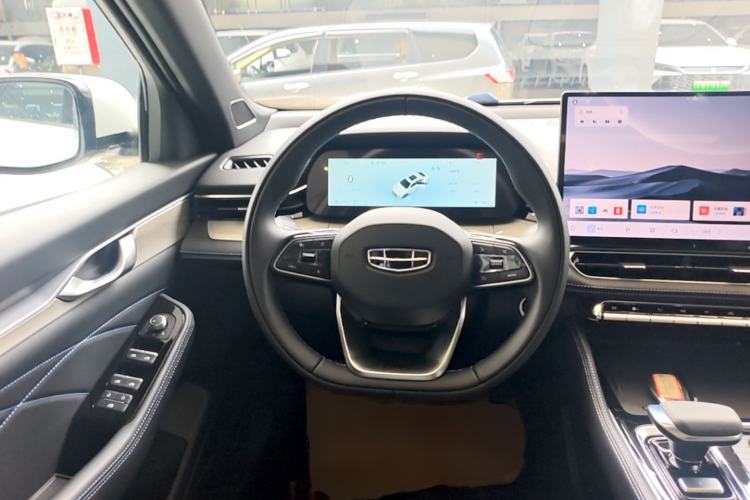 Used Geely Auto Preface 2026 Model Oriental Yao 1.5TD Kunlun Edition Steering Wheel