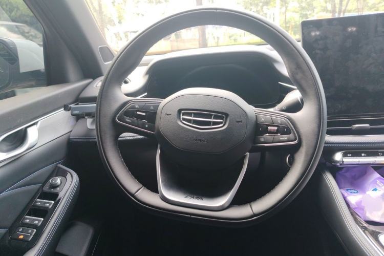 Used Geely Auto Preface 2026 Model Oriental Yao 1.5TD Fuyao Edition Steering Wheel