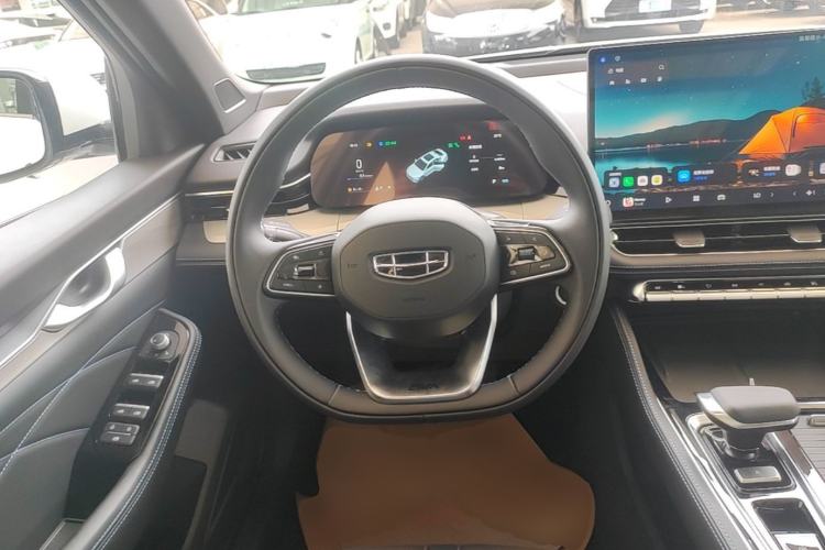 Used Geely Auto Preface 2026 Model Oriental Yao 1.5TD Kunlun Edition Steering Wheel