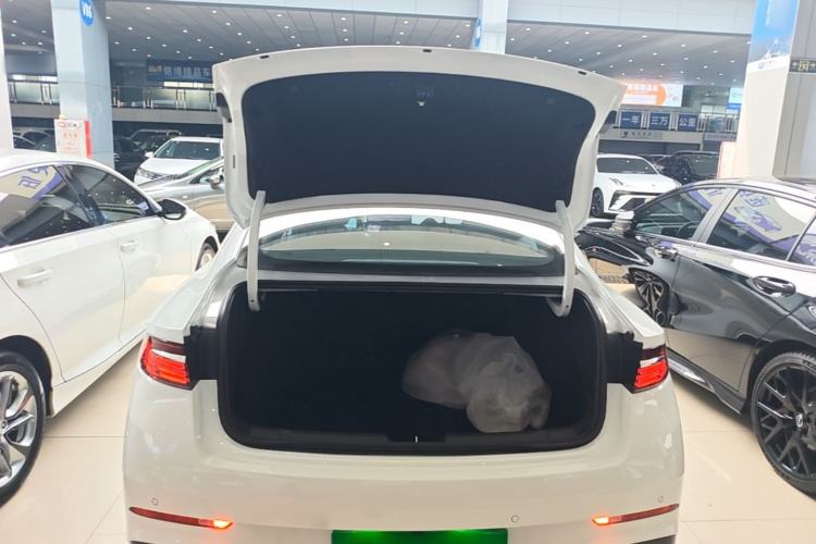 Used Geely Auto Preface 2026 Model Oriental Yao 1.5TD Kunlun Edition Trunk
