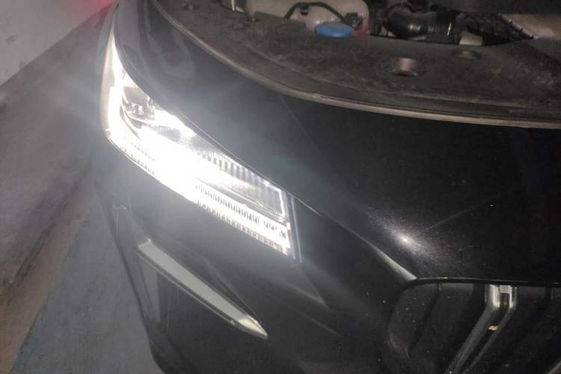 Used Geely Auto Preface L 2024 Zhiqing 1.5TD Xingyun Edition Right Front Headlight