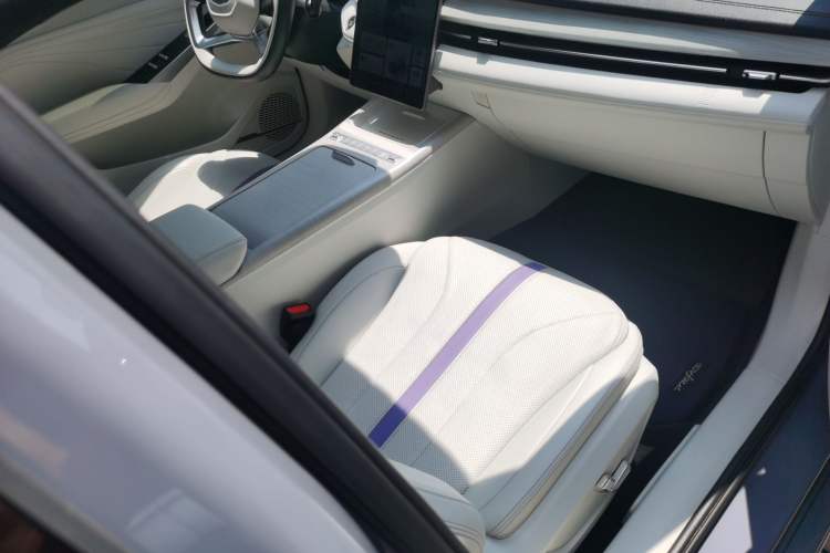Used Geely Auto Preface L 2024 Zhiqing 1.5TD Tiangong Edition Right Front Seat