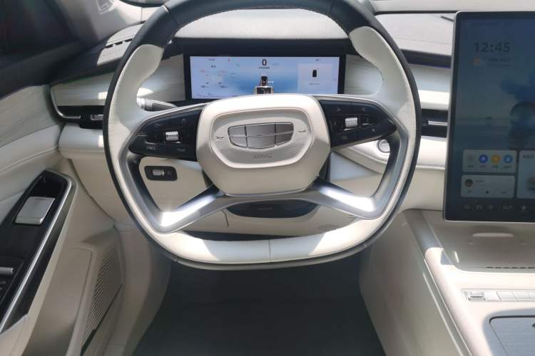 Used Geely Auto Preface L 2024 Zhiqing 1.5TD Tiangong Edition Steering Wheel