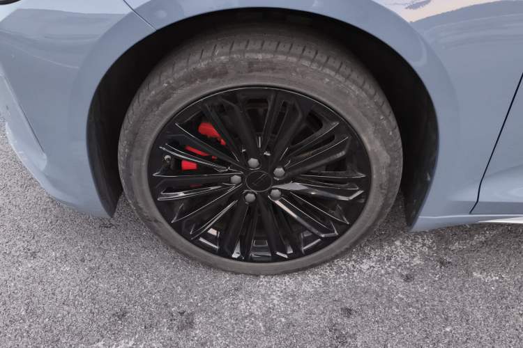 Used Geely Auto Preface L 2024 Zhiqing 1.5TD Tiangong Edition Exterior 2
