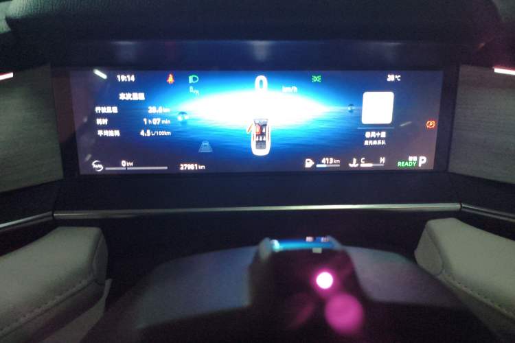 Used Geely Auto Preface L 2024 Zhiqing 1.5TD Tiangong Edition Instrument Cluster
