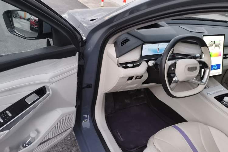 Used Geely Auto Preface L 2024 Zhiqing 1.5TD Tiangong Edition Interior 3