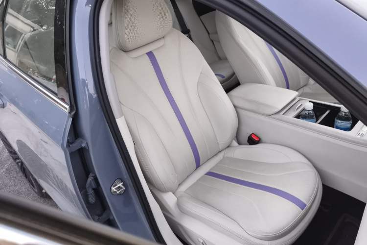 Used Geely Auto Preface L 2024 Zhiqing 1.5TD Tiangong Edition Right Front Seat