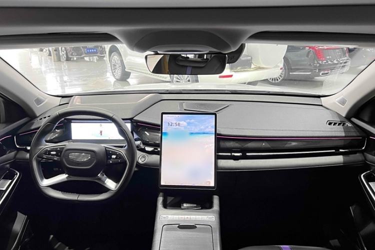 Used Geely Auto Preface L 2024 Zhiqing 1.5TD Galaxy Edition Interior 1