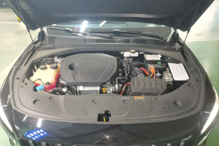 Used Geely Auto Preface L 2024 Zhiqing 1.5TD Galaxy Edition Engine Bay