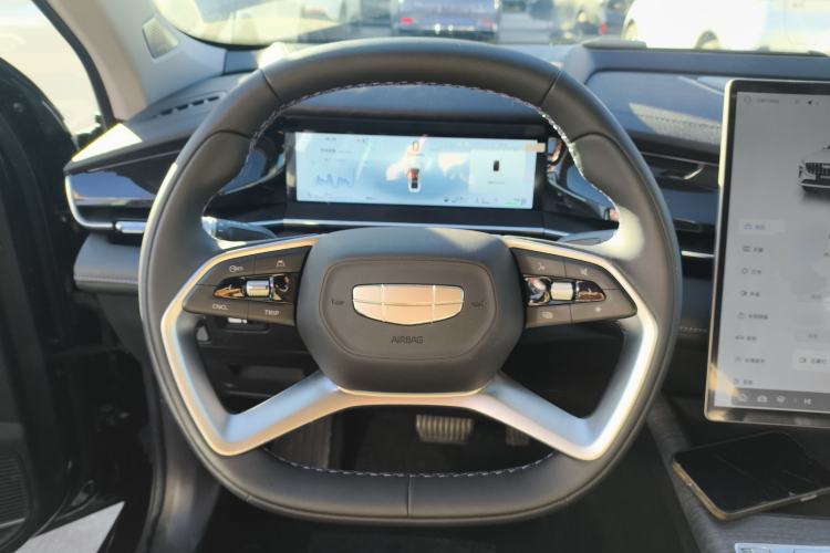 Used Geely Auto Preface L 2024 Zhiqing 1.5TD Galaxy Edition Steering Wheel