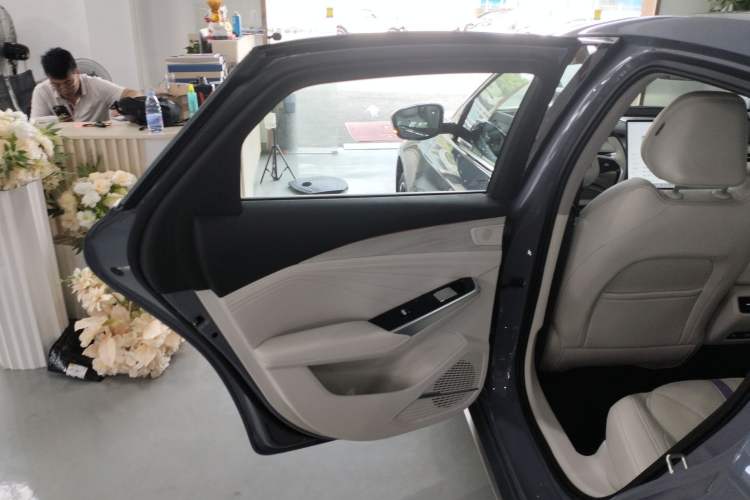 Used Geely Auto Preface L 2024 Zhiqing 1.5TD Tiangong Edition Left Rear Door Interior