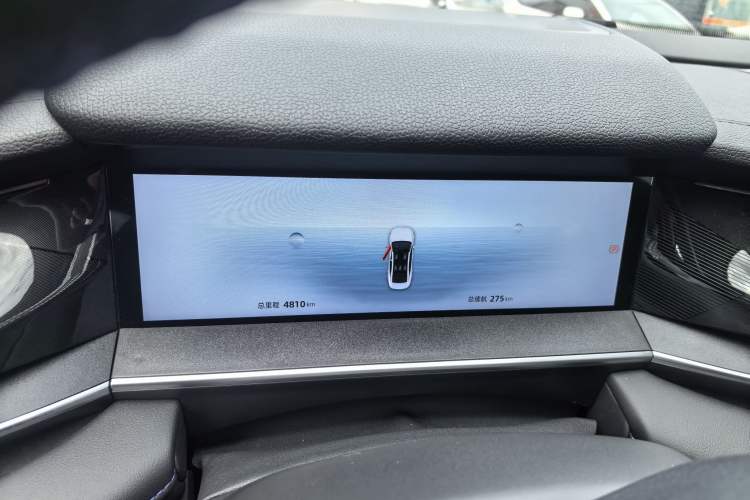 Used Geely Auto Preface L 2024 Zhiqing 1.5TD Galaxy Edition Odometer Close Up