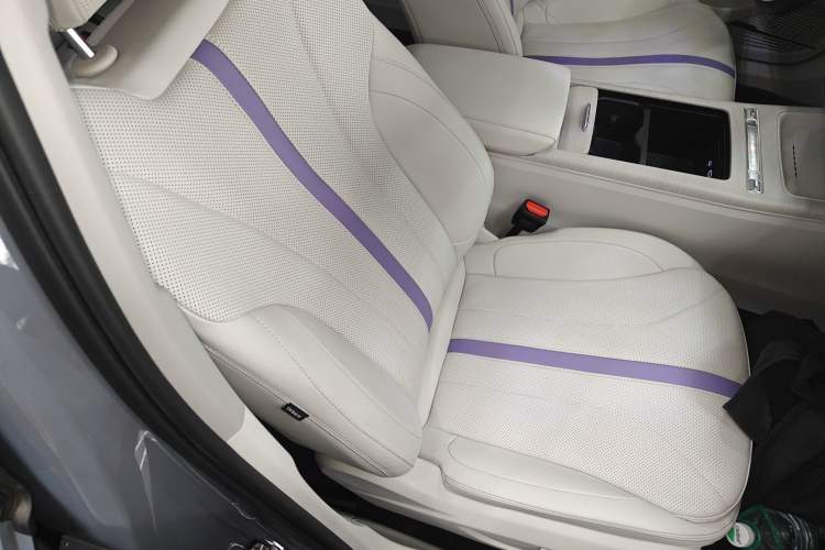 Used Geely Auto Preface L 2024 Zhiqing 1.5TD Tiangong Edition Right Front Seat