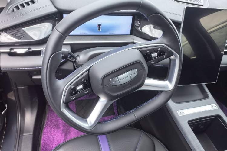 Used Geely Auto Preface L 2024 Zhiqing 1.5TD Galaxy Edition Steering Wheel