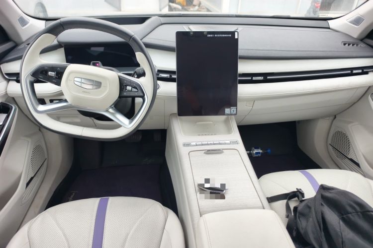 Used Geely Auto Preface L 2024 Zhiqing 1.5TD Tiangong Edition Center Console