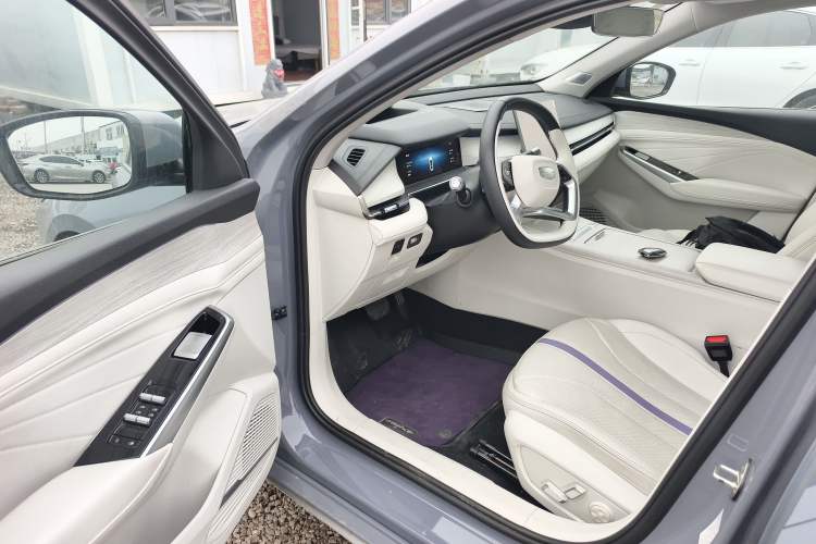Used Geely Auto Preface L 2024 Zhiqing 1.5TD Tiangong Edition Driver Seat