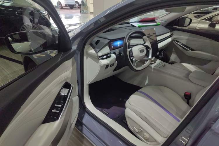 Used Geely Auto Preface L 2024 Zhiqing 1.5TD Tiangong Edition Driver Seat