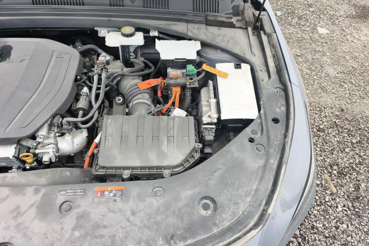 Used Geely Auto Preface L 2024 Zhiqing 1.5TD Tiangong Edition Engine Bay Left