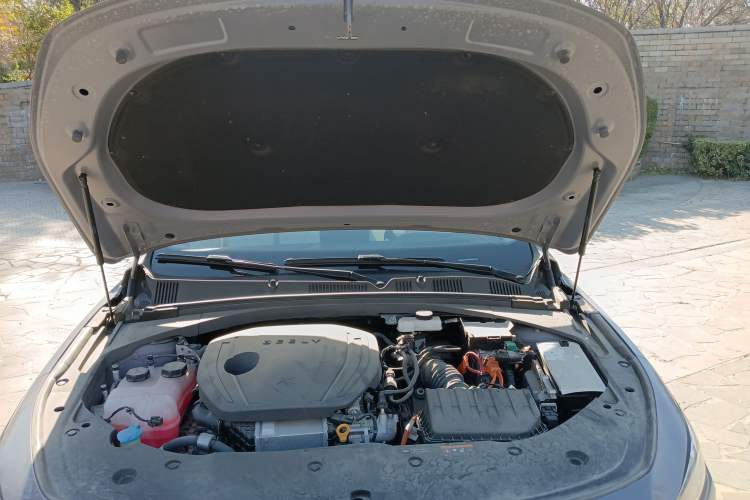 Used Geely Auto Preface L 2024 Zhiqing 1.5TD Tiangong Edition Engine Bay