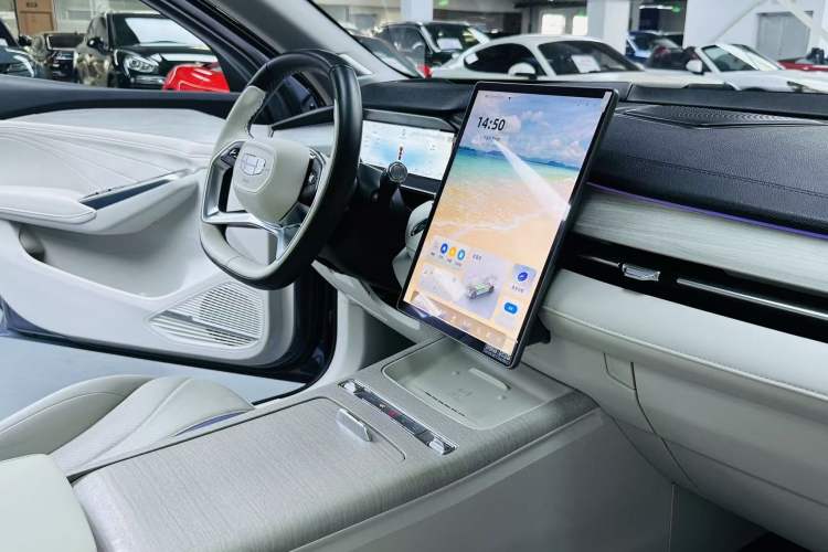 Used Geely Auto Preface L 2024 Zhiqing 1.5TD Tiangong Edition Exterior 7