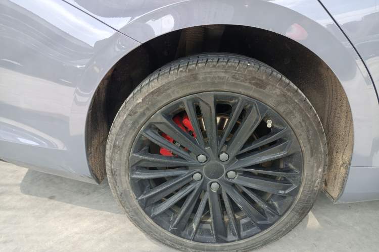 Used Geely Auto Preface L 2024 Zhiqing 1.5TD Tiangong Edition Exterior 8