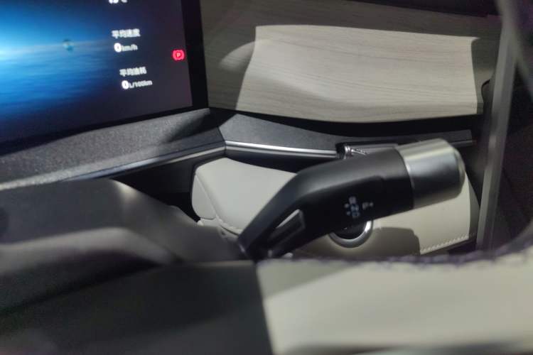 Used Geely Auto Preface L 2024 Zhiqing 1.5TD Tiangong Edition Gear Lever