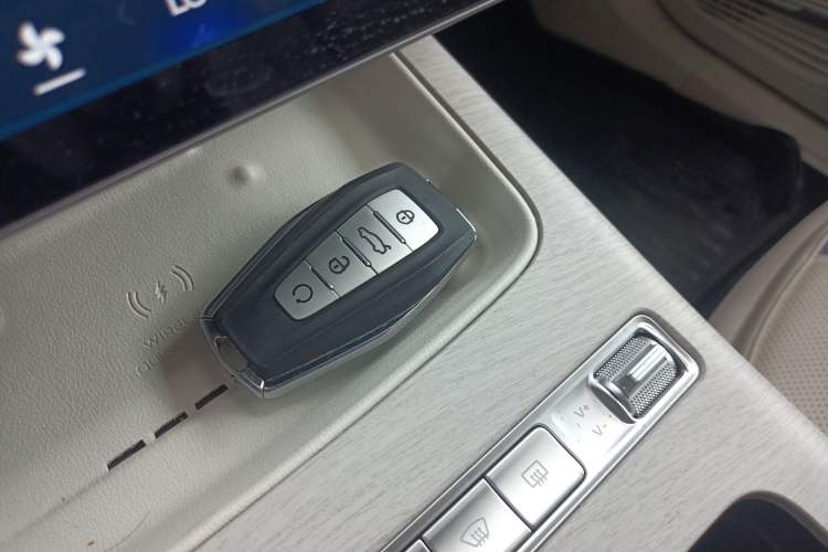 Used Geely Auto Preface L 2024 Zhiqing 1.5TD Tiangong Edition Interior 1