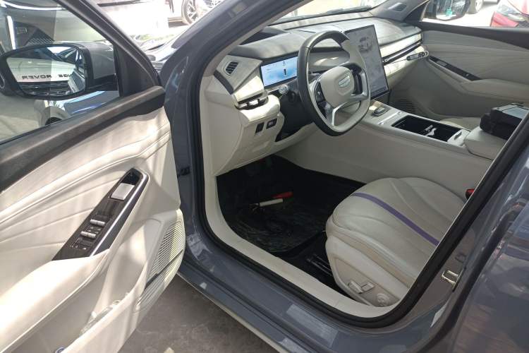 Used Geely Auto Preface L 2024 Zhiqing 1.5TD Tiangong Edition Interior 3