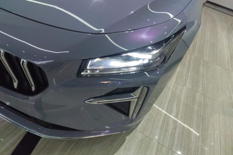 Used Geely Auto Preface L 2024 Zhiqing 1.5TD Tiangong Edition Left Front Headlight