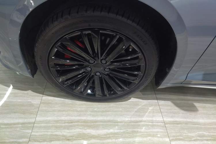 Used Geely Auto Preface L 2024 Zhiqing 1.5TD Tiangong Edition Left Front Wheel Hub