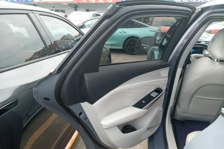 Used Geely Auto Preface L 2024 Zhiqing 1.5TD Tiangong Edition Left Rear Door Interior