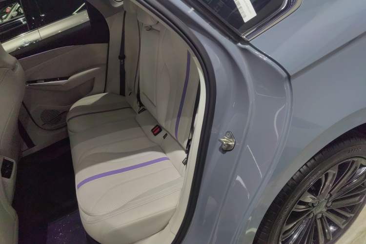 Used Geely Auto Preface L 2024 Zhiqing 1.5TD Tiangong Edition Left Rear Seat