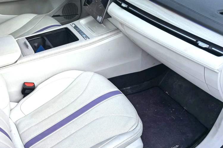 Used Geely Auto Preface L 2024 Zhiqing 1.5TD Tiangong Edition Right Front Seat