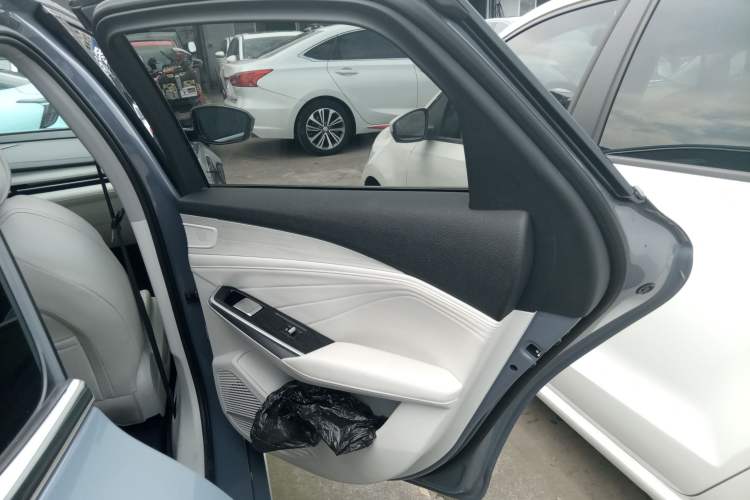 Used Geely Auto Preface L 2024 Zhiqing 1.5TD Tiangong Edition Right Rear Door Interior