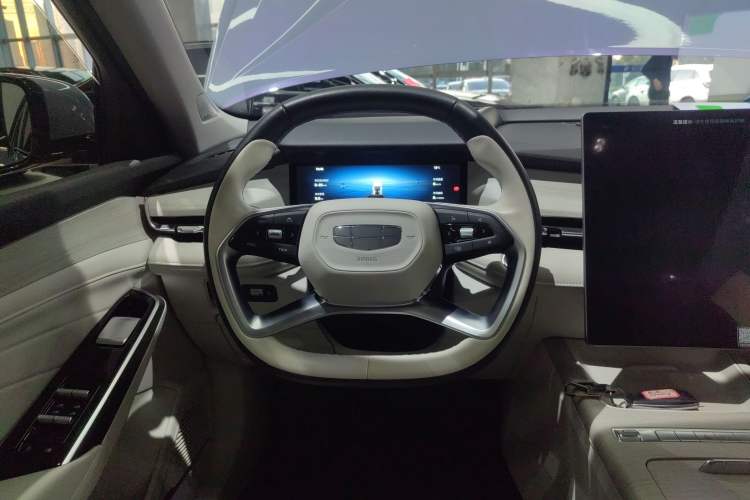 Used Geely Auto Preface L 2024 Zhiqing 1.5TD Tiangong Edition Steering Wheel